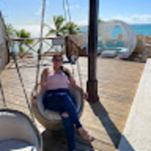 Meet your Posher, Sheyla